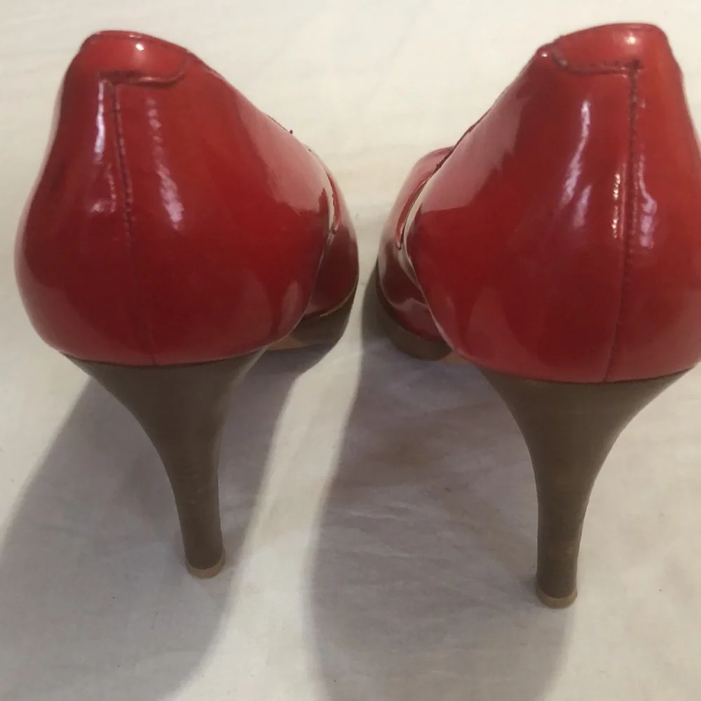 Steve Madden Red genuine leather open toe heels size 7M